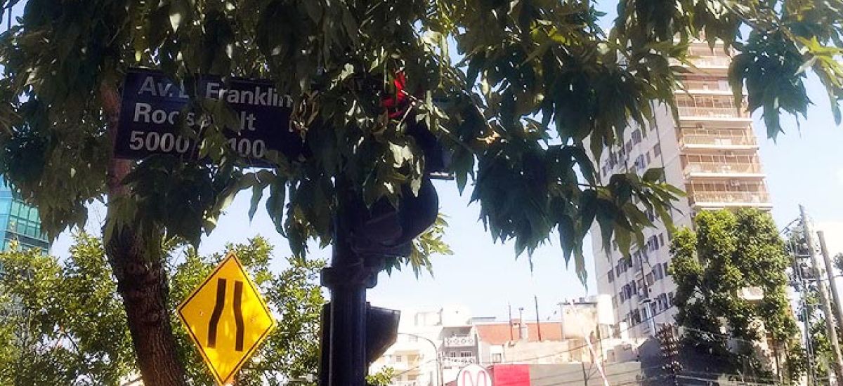 semáforo triunvirato y roosevelt