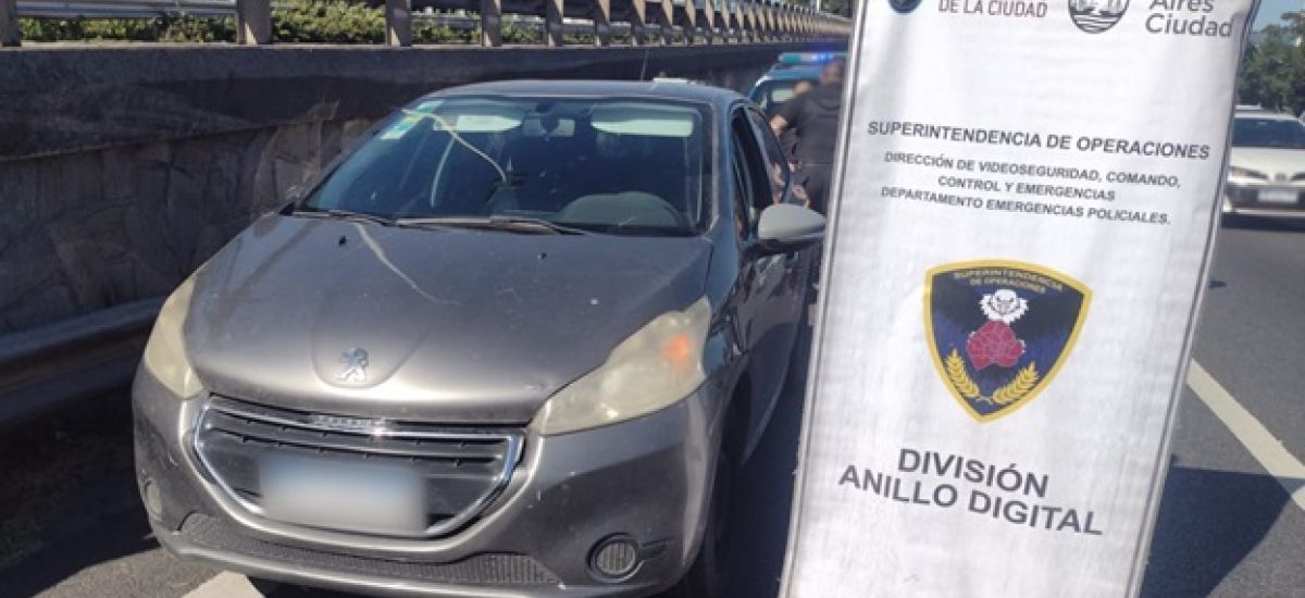 auto robado saavedra