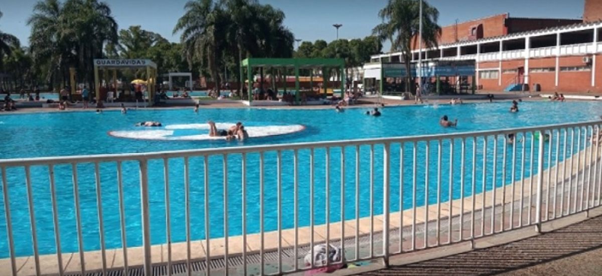 pileta parque sarmiento