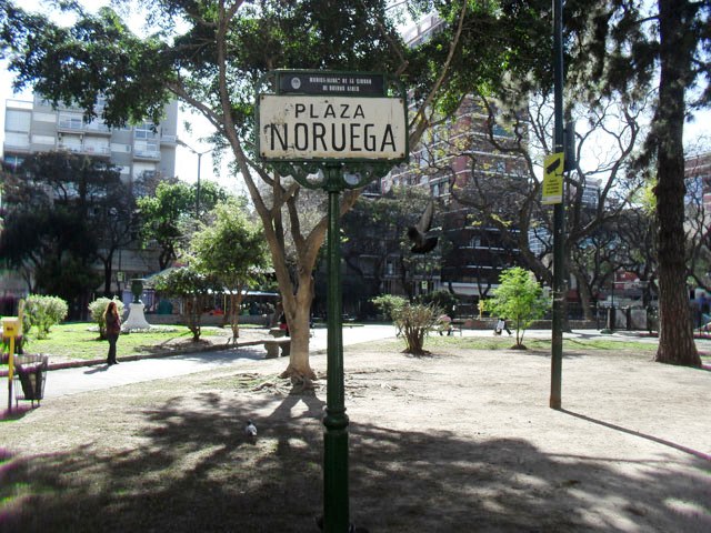 plaza noruega belgrano
